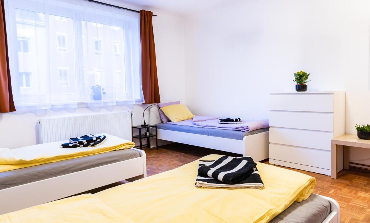 Pal'S Favoriten Apartment Vienna Esterno foto