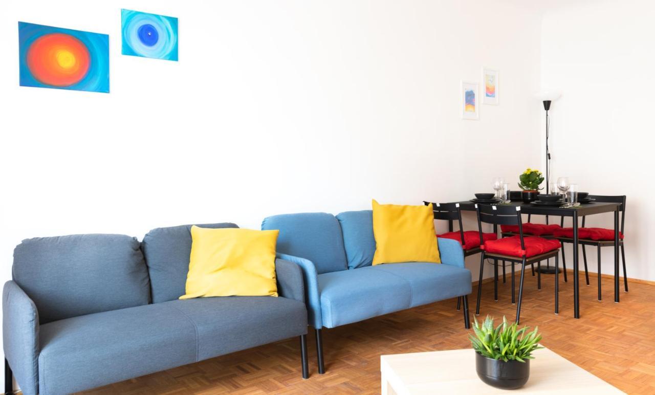 Pal'S Favoriten Apartment Vienna Esterno foto