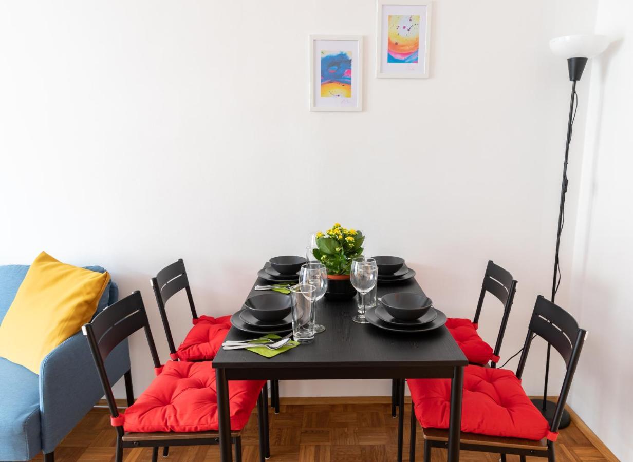 Pal'S Favoriten Apartment Vienna Esterno foto